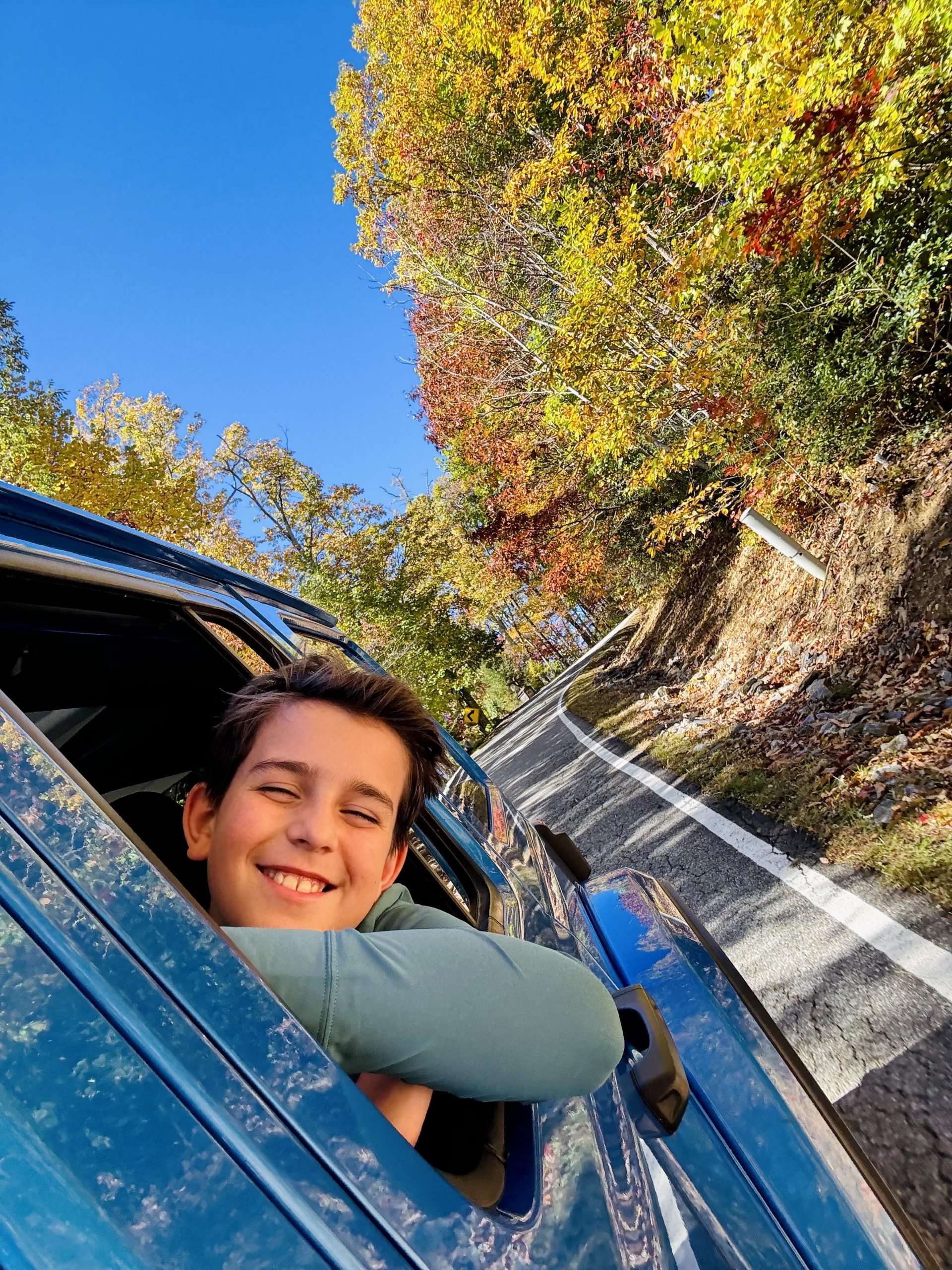 Riley Siegendorf family travel blog kid traveler exploring destinations with kids travel tips Sieg the world